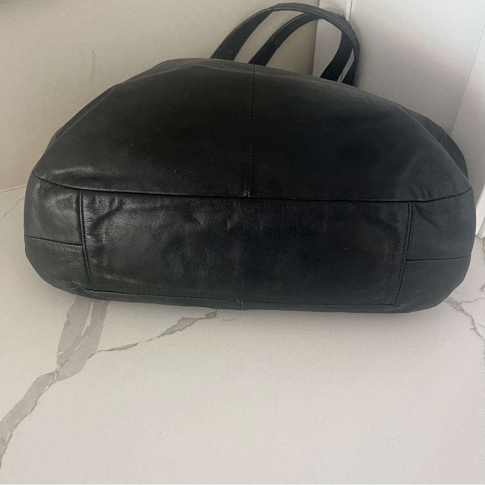 Coach, Vintage Black Leather Hobo Bag Y2K Soho Style Slouchy Shoulder Bag EUC - Picture 10 of 16